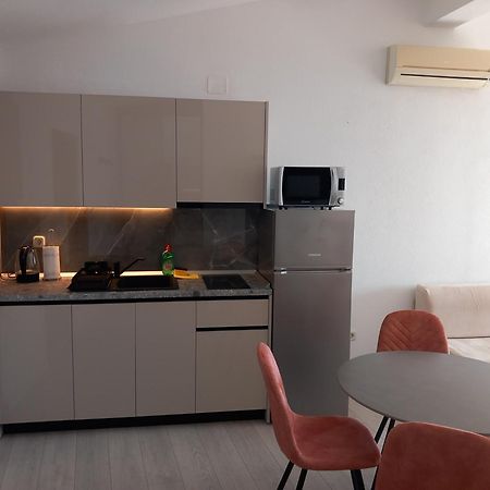 Mitan Apartman Tucepi Exterior photo